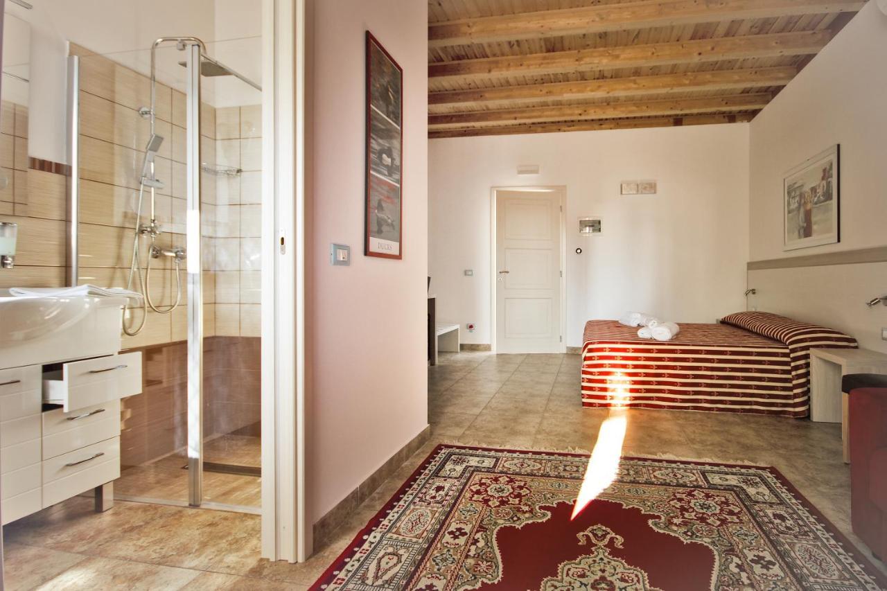 Bed and Breakfast Il Sole Nel Mare - Lido Di Volano Comacchio Exterior foto